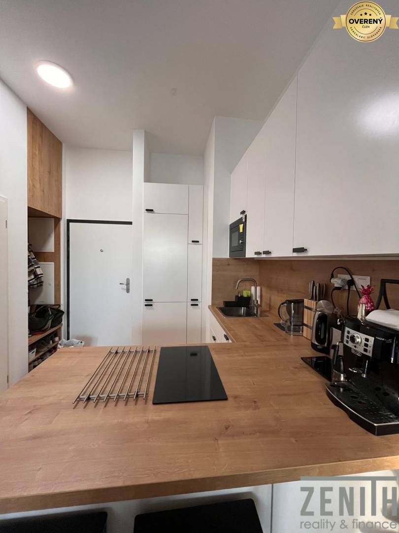 Mieten 1-Zimmer-Wohnung, 1-Zimmer-Wohnung, Bratislava - Petržalka, Slo