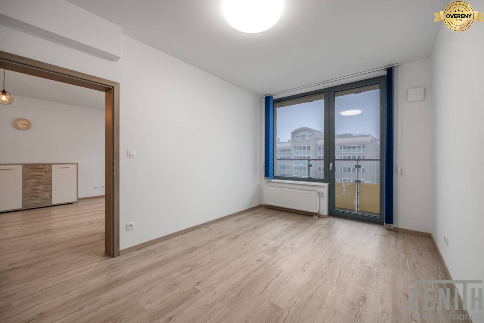 Kaufen 2-Zimmer-Wohnung, 2-Zimmer-Wohnung, Jarabinková, Bratislava - R