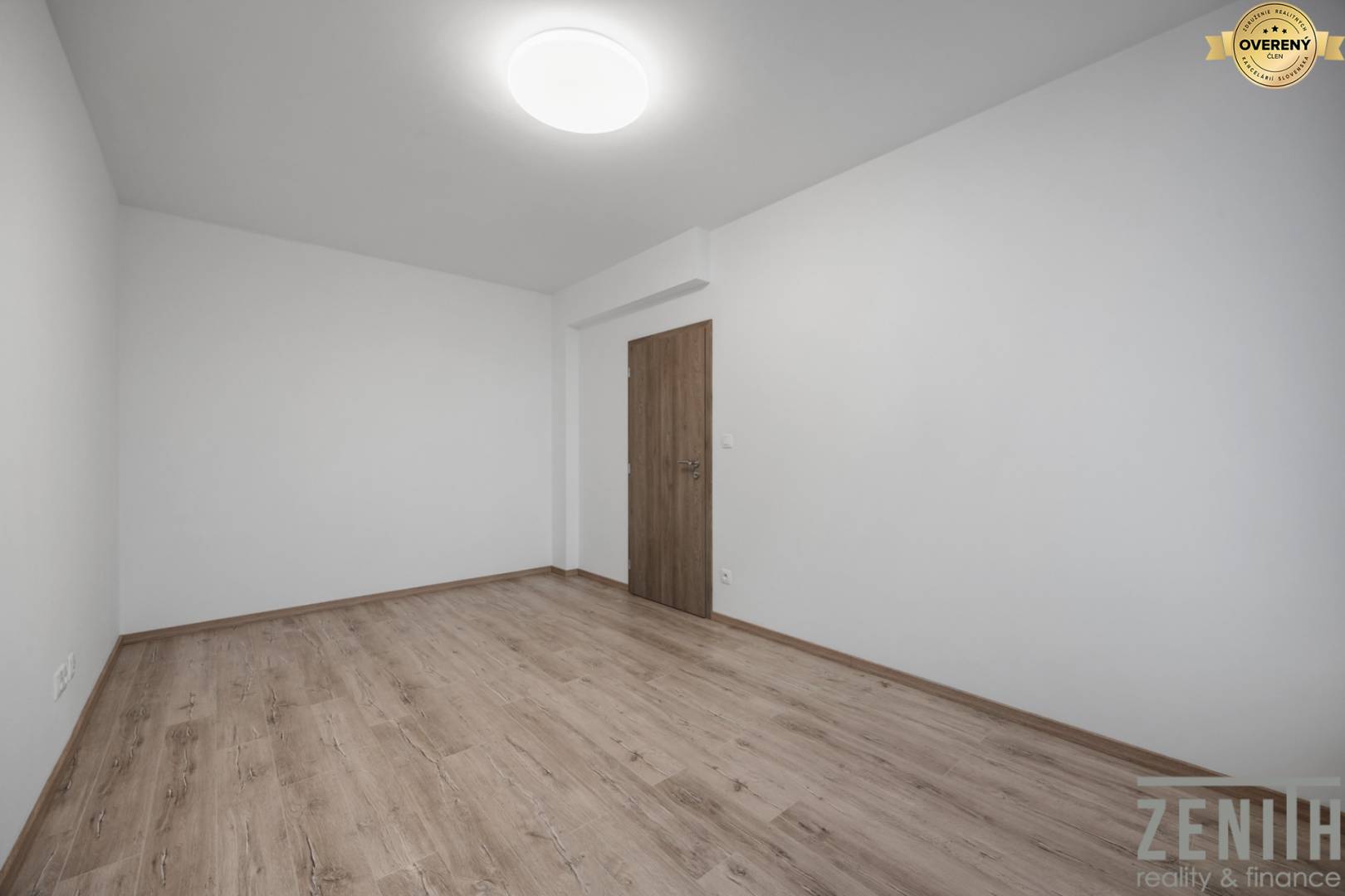 Kaufen 2-Zimmer-Wohnung, 2-Zimmer-Wohnung, Jarabinková, Bratislava - R