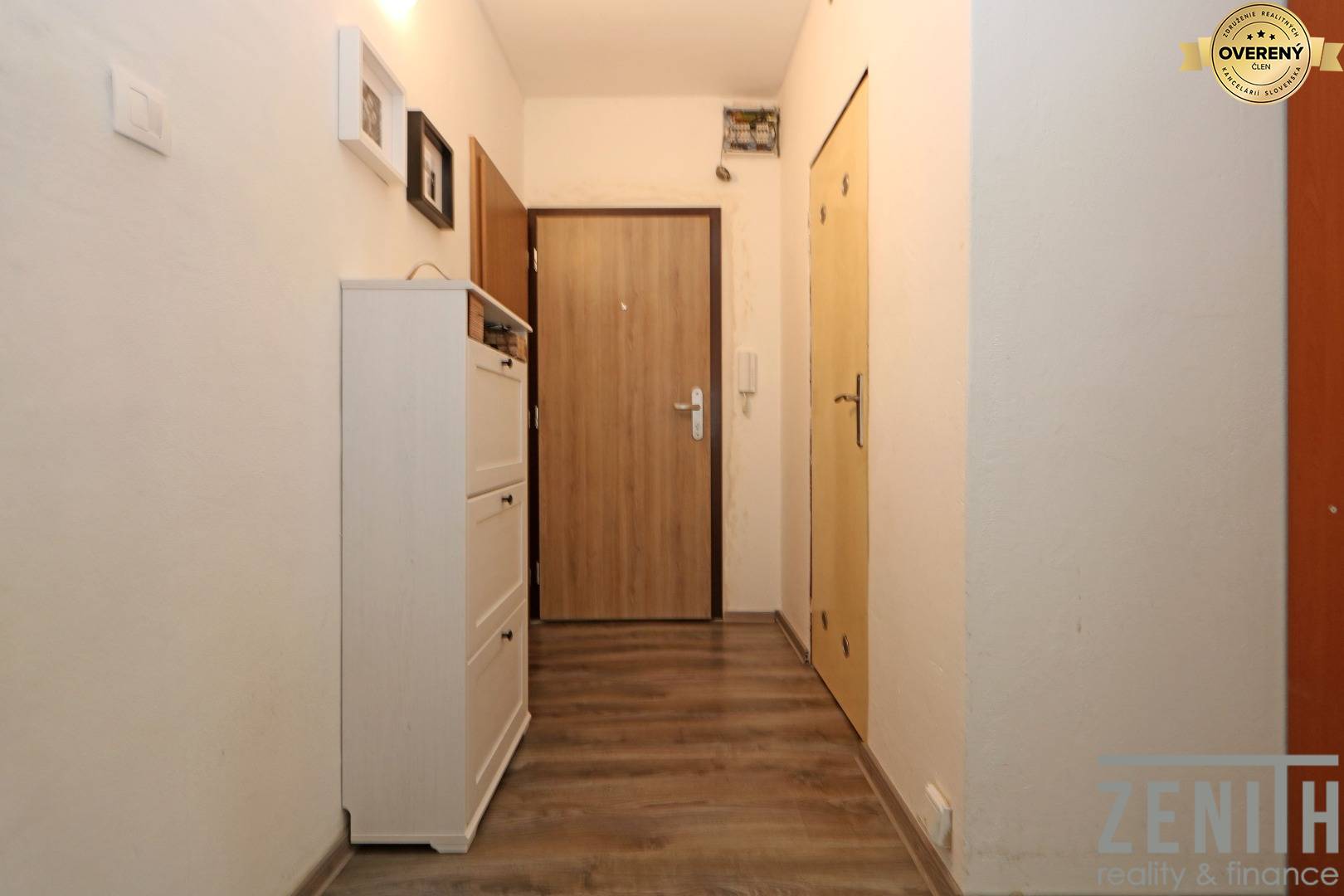 2-Zimmer-Wohnung, Vilová, zu verkaufen, Bratislava - Petržalka, Slowak