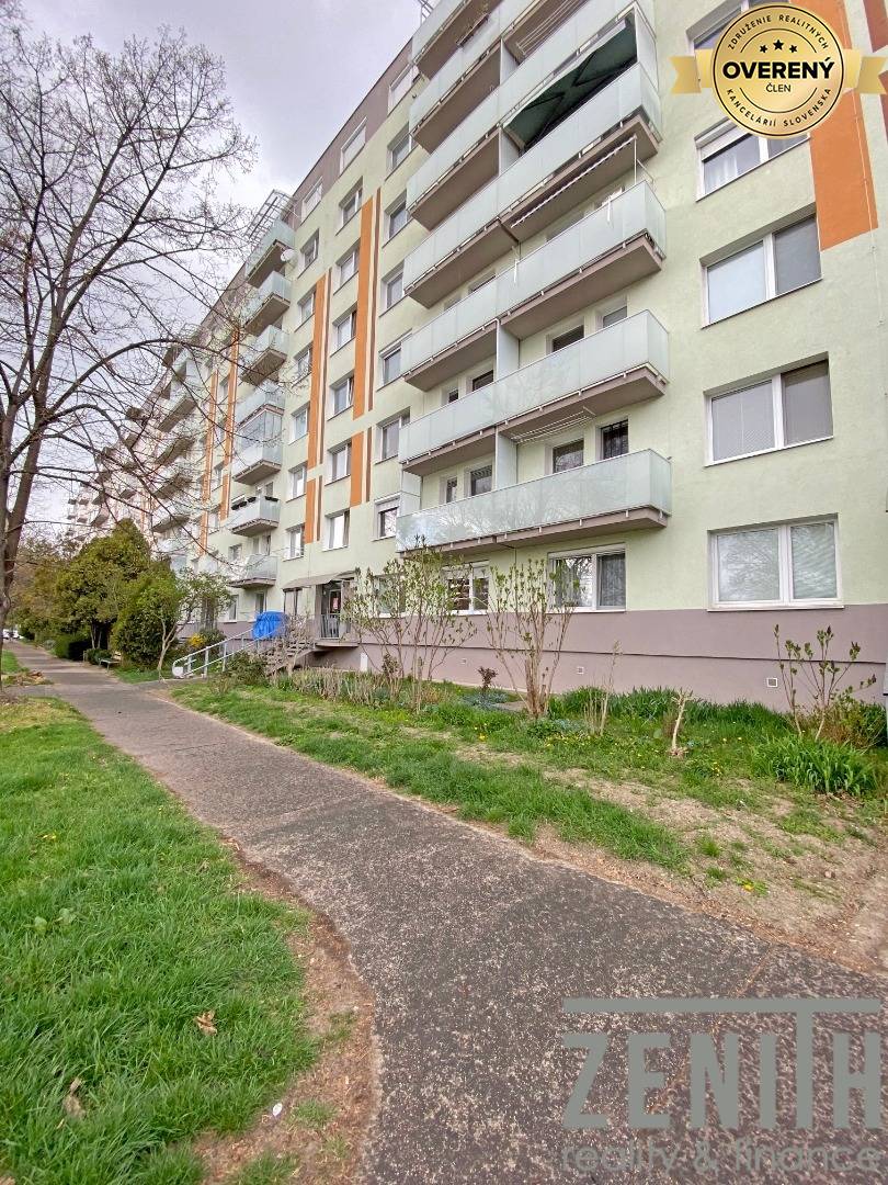 2-Zimmer-Wohnung, Vilová, zu verkaufen, Bratislava - Petržalka, Slowak