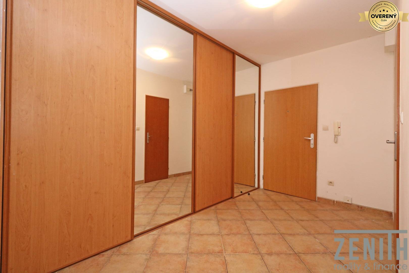 2-Zimmer-Wohnung, Bebravská, zu verkaufen, Bratislava - Vrakuňa, Slowa