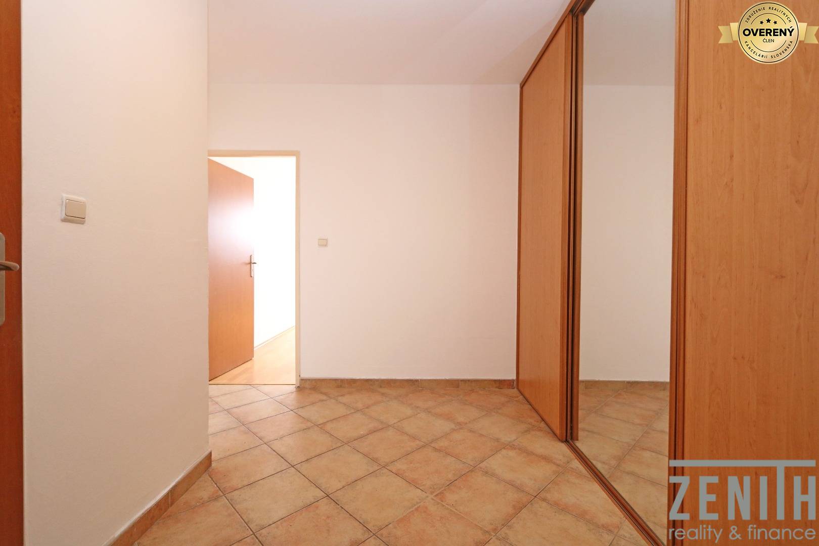 2-Zimmer-Wohnung, Bebravská, zu verkaufen, Bratislava - Vrakuňa, Slowa