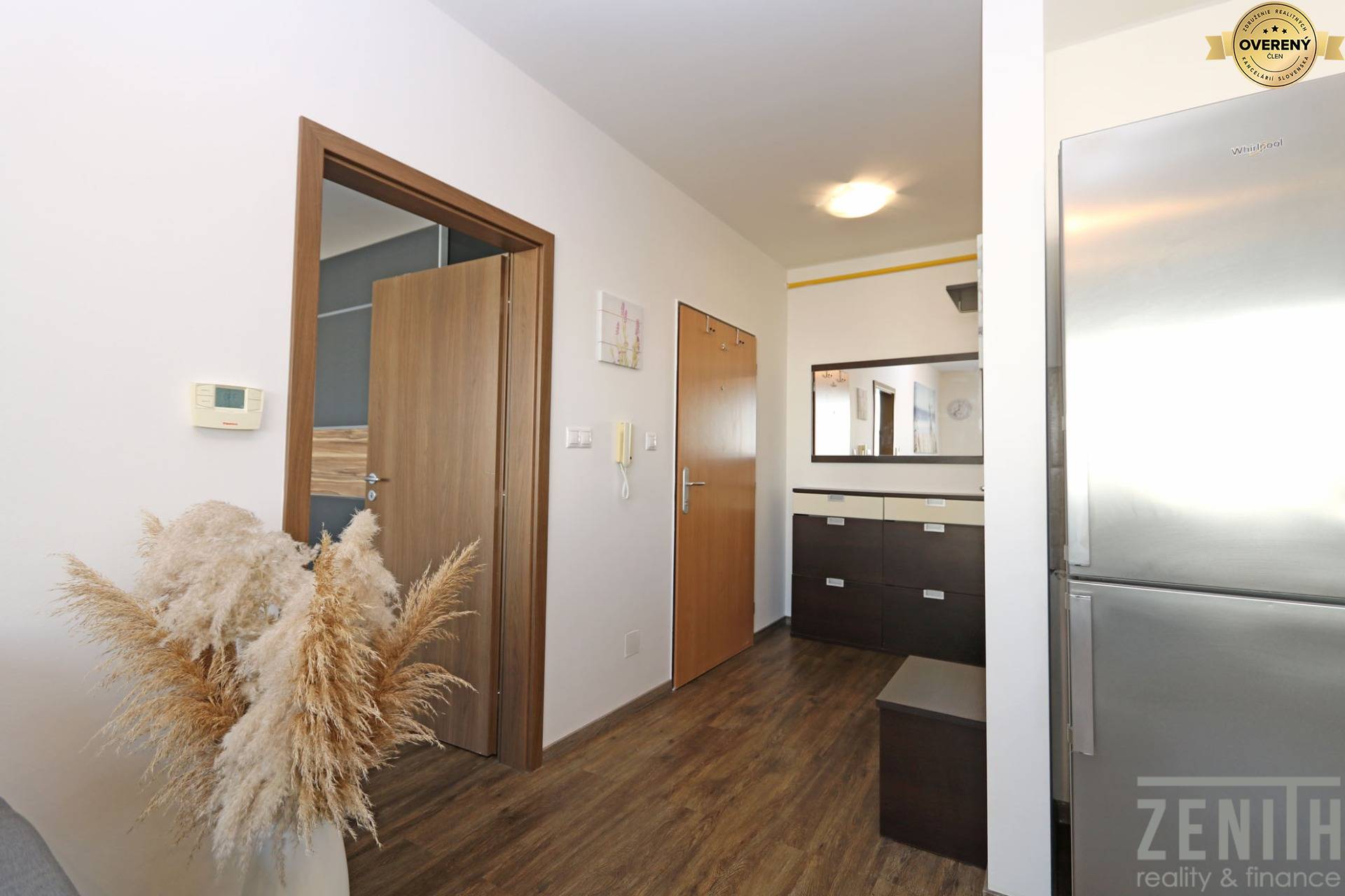 Mieten 2-Zimmer-Wohnung, 2-Zimmer-Wohnung, Mesačná, Dunajská Streda, S