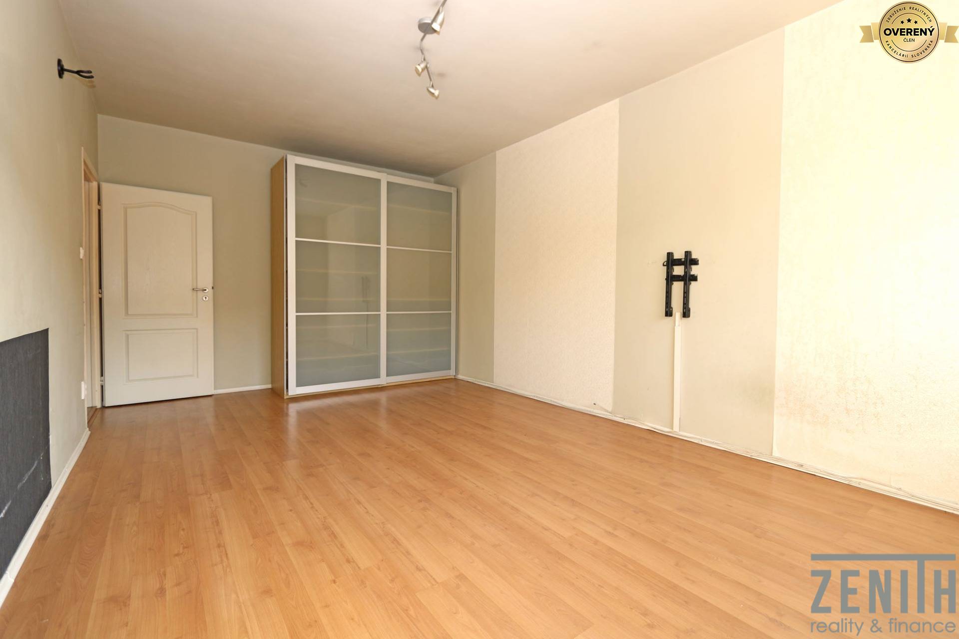 Kaufen 3-Zimmer-Wohnung, 3-Zimmer-Wohnung, Nová Ves, Dunajská Streda,