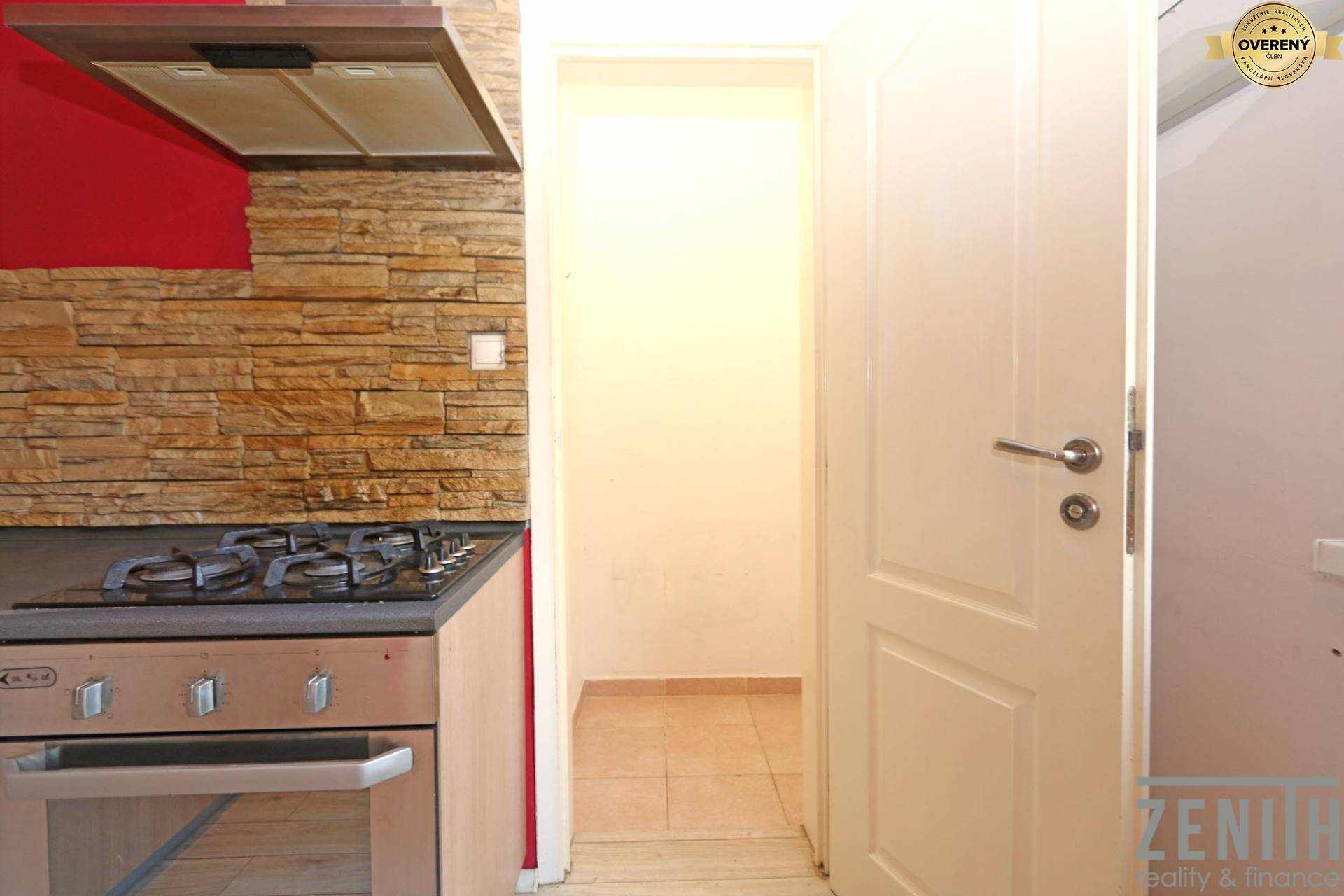 Kaufen 3-Zimmer-Wohnung, 3-Zimmer-Wohnung, Nová Ves, Dunajská Streda,