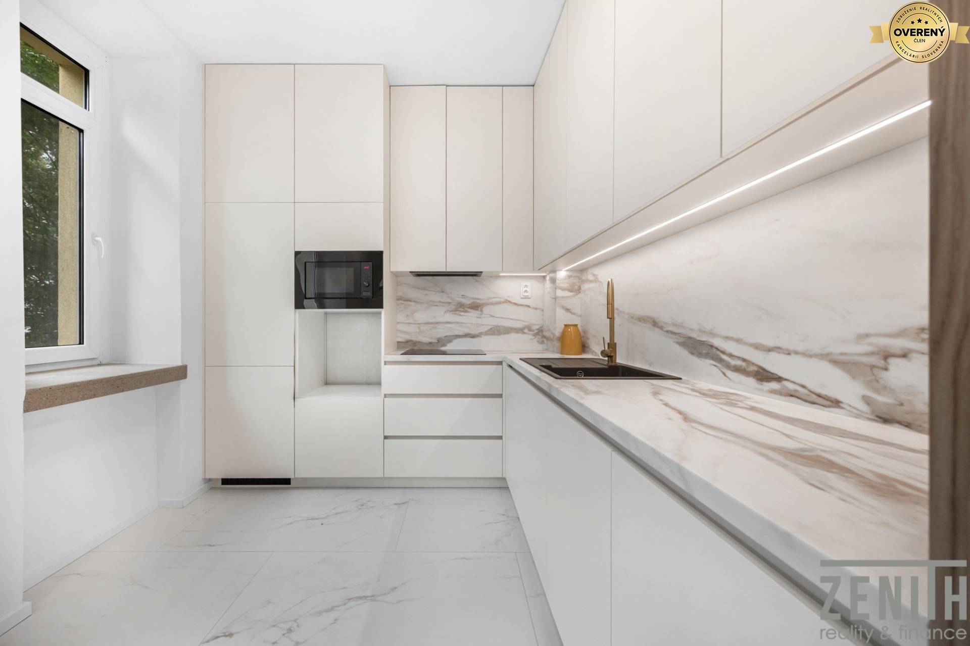 Kaufen 4-Zimmer-Wohnung, 4-Zimmer-Wohnung, Murgašova, Bratislava - Sta