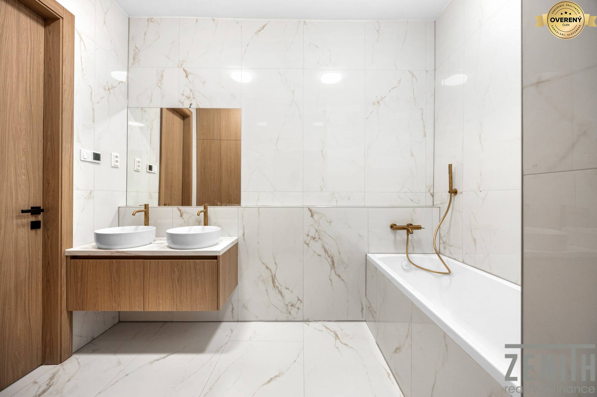 Kaufen 4-Zimmer-Wohnung, 4-Zimmer-Wohnung, Murgašova, Bratislava - Sta