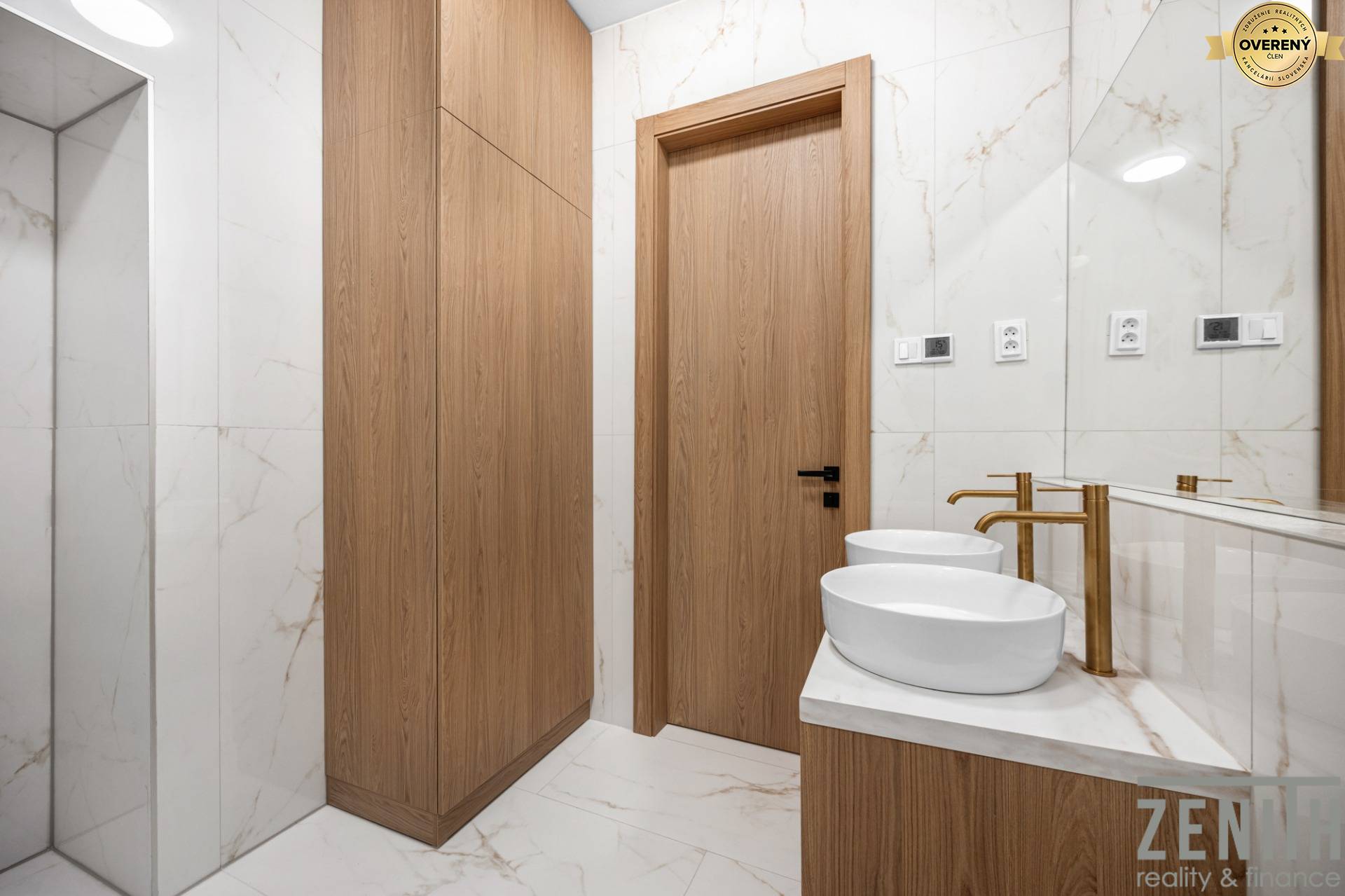 Kaufen 4-Zimmer-Wohnung, 4-Zimmer-Wohnung, Murgašova, Bratislava - Sta