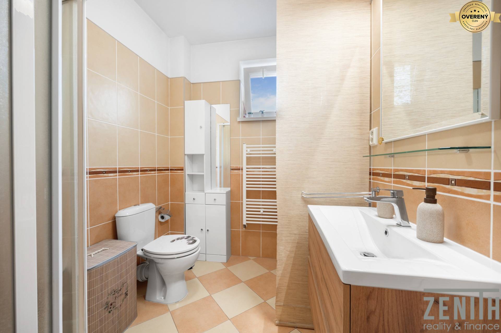 Kaufen 2-Zimmer-Wohnung, 2-Zimmer-Wohnung, M.R. Štefánika, Senec, Slow