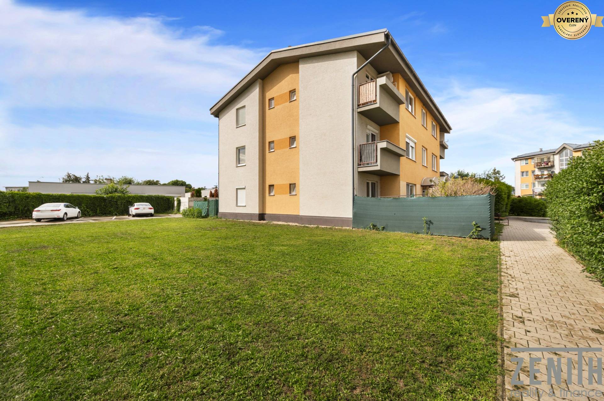 Kaufen 2-Zimmer-Wohnung, 2-Zimmer-Wohnung, M.R. Štefánika, Senec, Slow