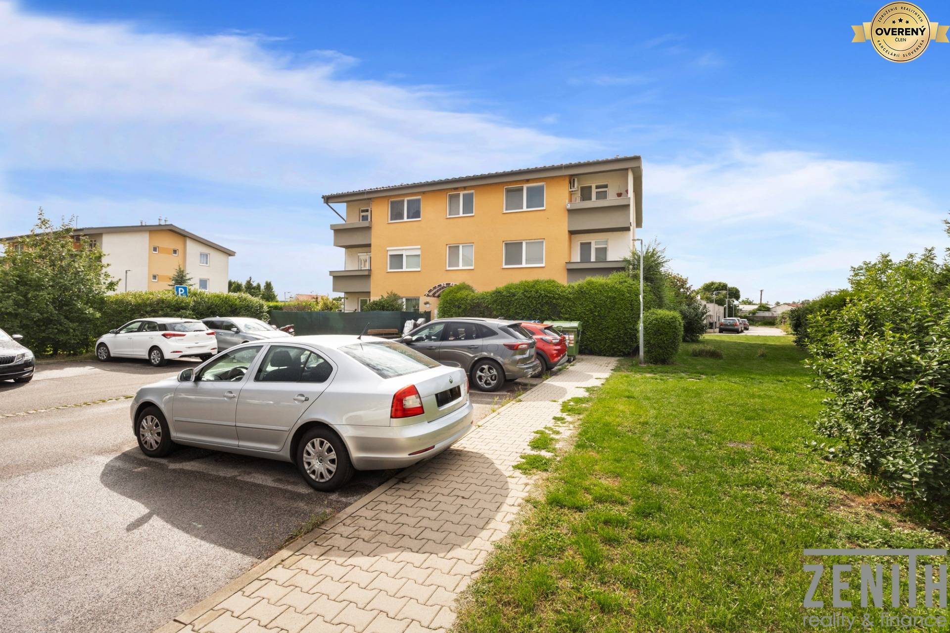 Kaufen 2-Zimmer-Wohnung, 2-Zimmer-Wohnung, M.R. Štefánika, Senec, Slow