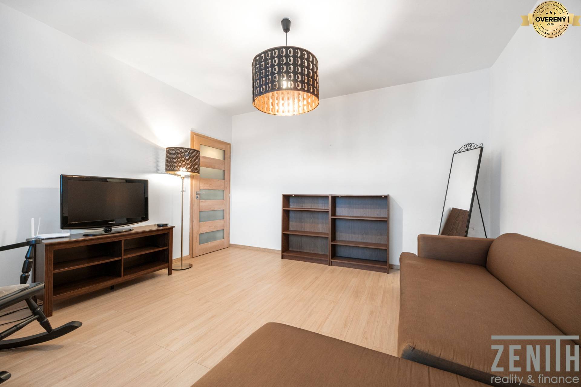 Kaufen 3-Zimmer-Wohnung, 3-Zimmer-Wohnung, Hálova, Bratislava - Petrža