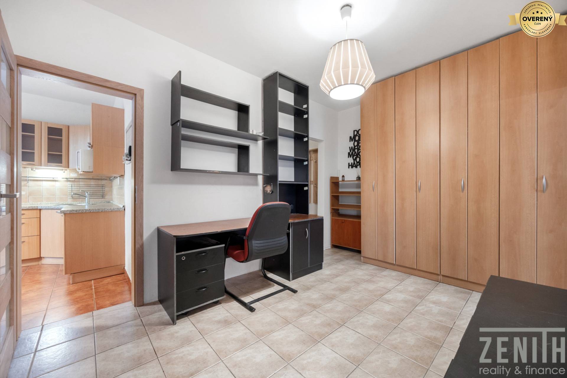 Kaufen 3-Zimmer-Wohnung, 3-Zimmer-Wohnung, Hálova, Bratislava - Petrža
