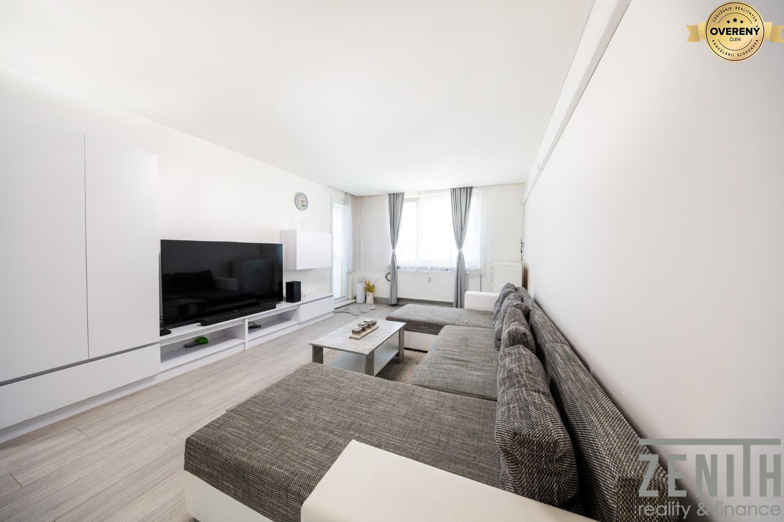 Kaufen 3-Zimmer-Wohnung, 3-Zimmer-Wohnung, Námestie SNP, Dunajská Stre