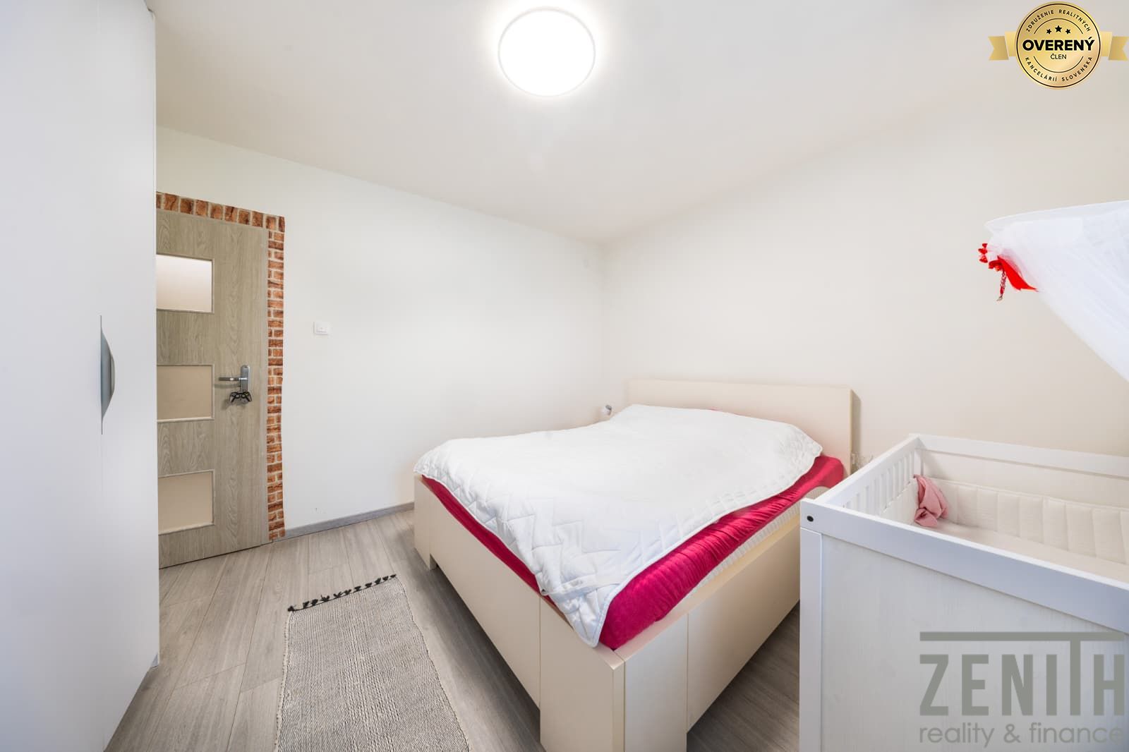 Kaufen 3-Zimmer-Wohnung, 3-Zimmer-Wohnung, Námestie SNP, Dunajská Stre