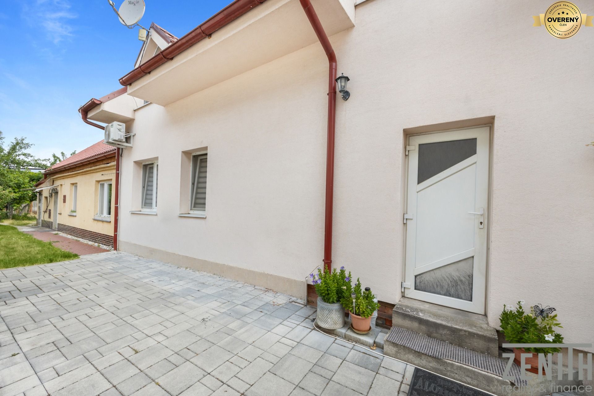 Kaufen Einfamilienhaus, Einfamilienhaus, Roľnícka, Bratislava - Vajnor