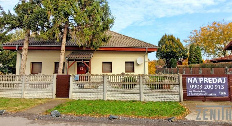 Kaufen Einfamilienhaus, Einfamilienhaus, Školská, Dunajská Streda, Slo