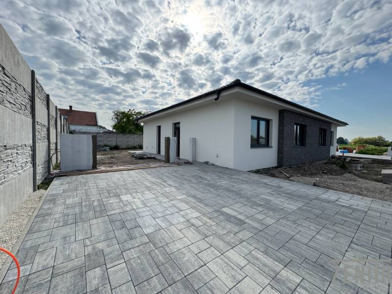 Kaufen Einfamilienhaus, Einfamilienhaus, Dunajská Streda, Slowakei