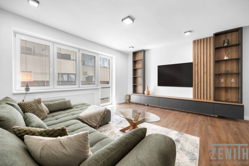 Kaufen 3-Zimmer-Wohnung, 3-Zimmer-Wohnung, Bratislava - Staré Mesto, S