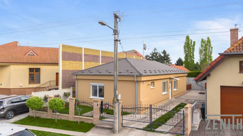 Kaufen Einfamilienhaus, Einfamilienhaus, Dunajská Streda, Slowakei