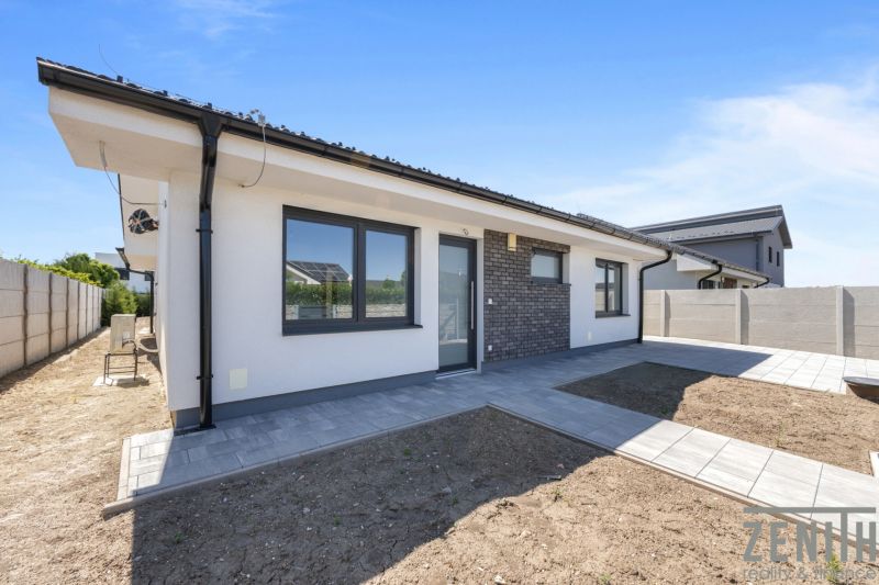 Kaufen Einfamilienhaus, Einfamilienhaus, Senec, Slowakei